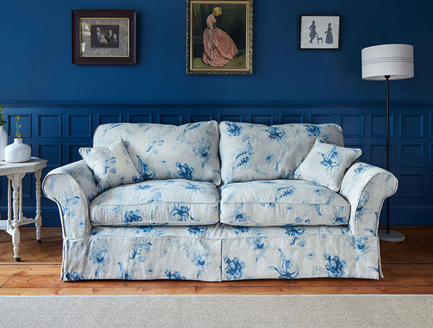 Lanhydrock Sofa in Floral Linen Lela Mystery Indigo